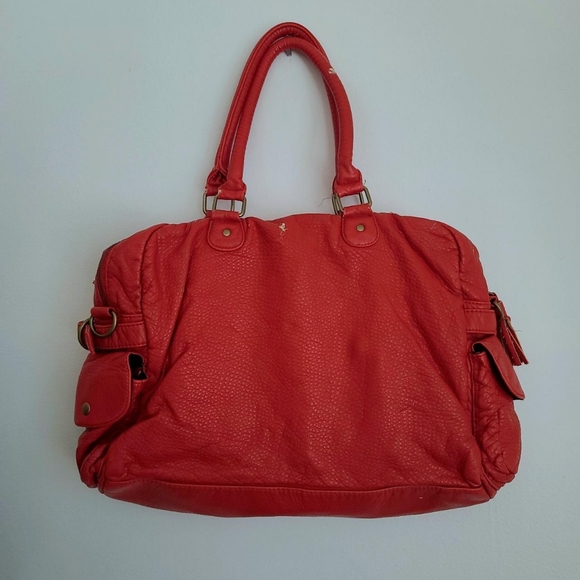 Vintage Red Faux Leather BDG Shoulder Bag with Tassle Details & Crossbody Strap - Picture 5 of 5